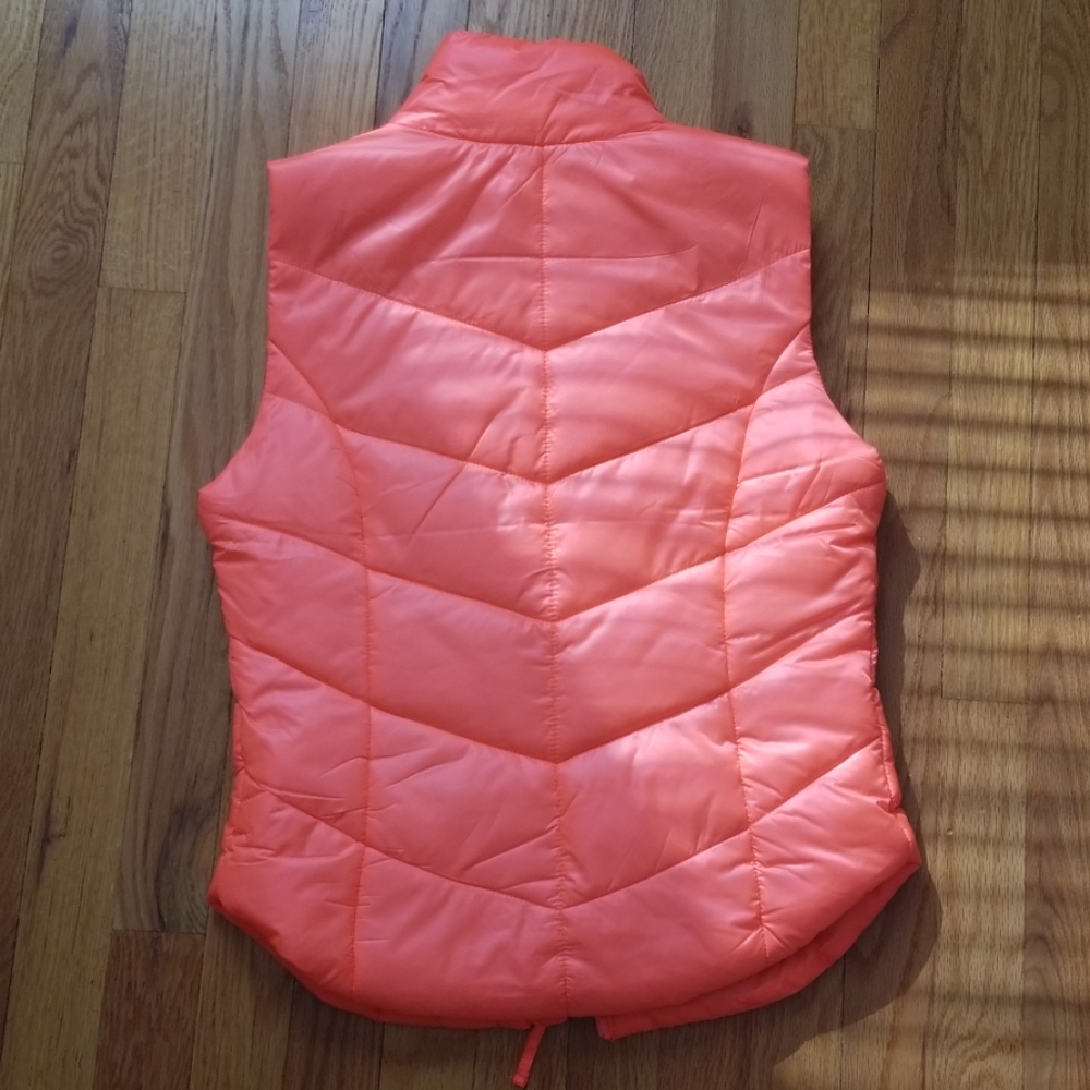 Pink vest - Picture 2 of 3
